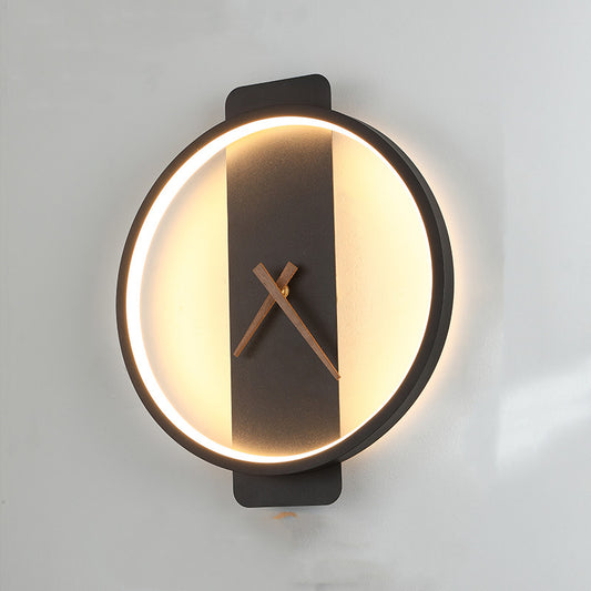Nordic-Inspired Wall Lamp – Elegant Bedside Lighting with Integrated Clock